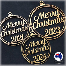 Load image into Gallery viewer, WS1020 Merry Christmas Bauble 01 - Plain with Year
