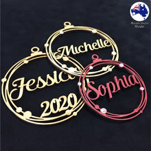 Load image into Gallery viewer, PS3004 Bauble 01 with Circles & Custom Name
