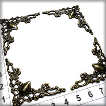 Load image into Gallery viewer, CH006 Filigree Corners #4
