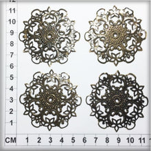 Load image into Gallery viewer, CH010 Filigree Flowers #5
