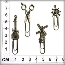 Load image into Gallery viewer, CH2014 Assorted Paper clips
