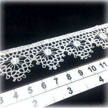 Load image into Gallery viewer, LL013 30mm White Polyester Cotton Lace per metre
