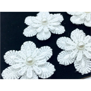 LM017 Set of 5 White Lace Flowers with Pearl