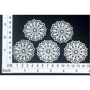 LM009 Set of 5 White Lace Flowers